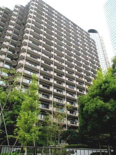 港区六本木１丁目のマンション