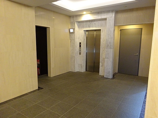 千代田区神田小川町２丁目のマンション