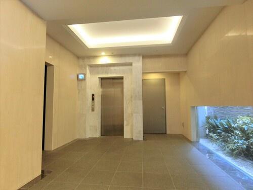 千代田区神田小川町２丁目のマンション