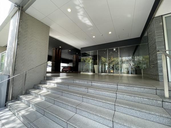 渋谷区神宮前１丁目のマンション