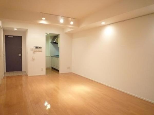 渋谷区上原３丁目のマンション