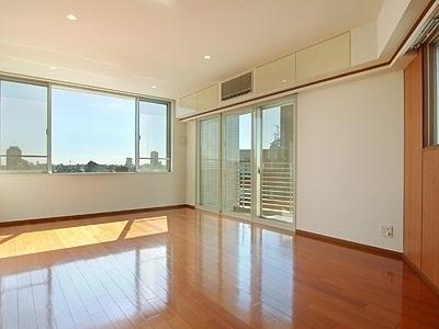 港区南青山７丁目のマンション