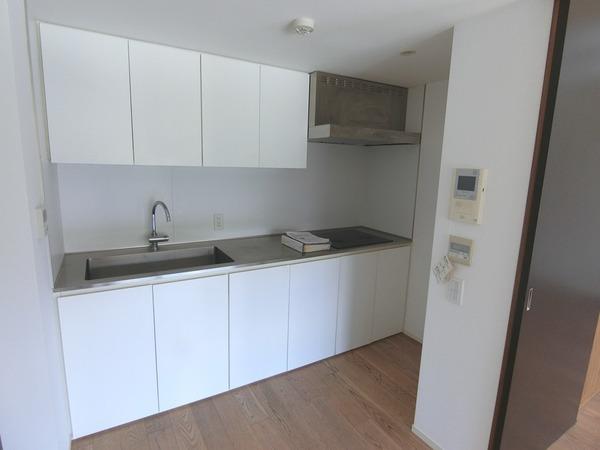港区南麻布５丁目のマンション