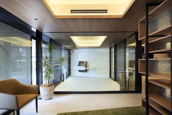 渋谷区東３丁目のマンション