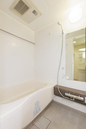 中央区日本橋浜町３丁目のマンション
