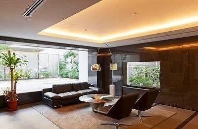 港区赤坂７丁目のマンション
