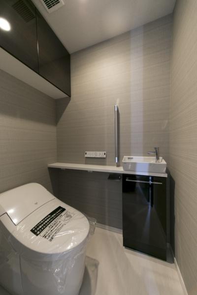 中央区新川２丁目のマンション