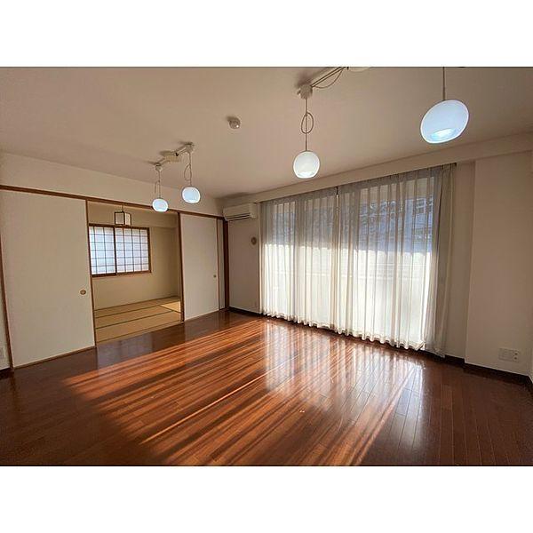 渋谷区富ヶ谷２丁目のマンション
