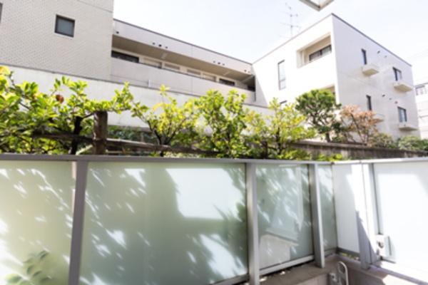 新宿区南町のマンション