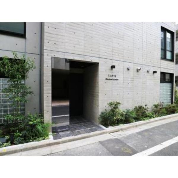 港区三田５丁目のマンション