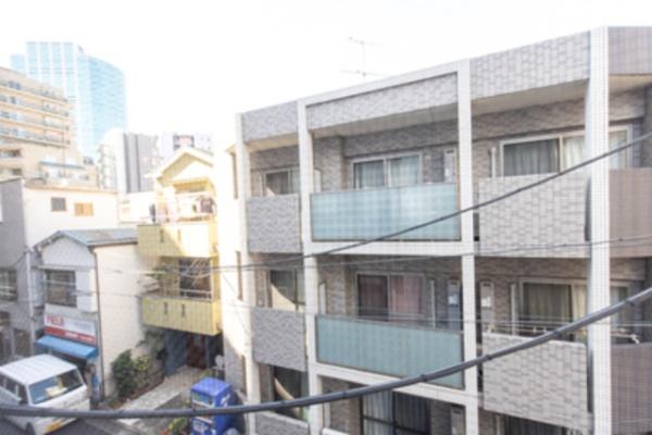 港区三田５丁目のマンション