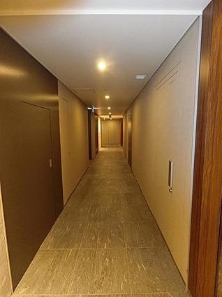 渋谷区富ヶ谷１丁目のマンション