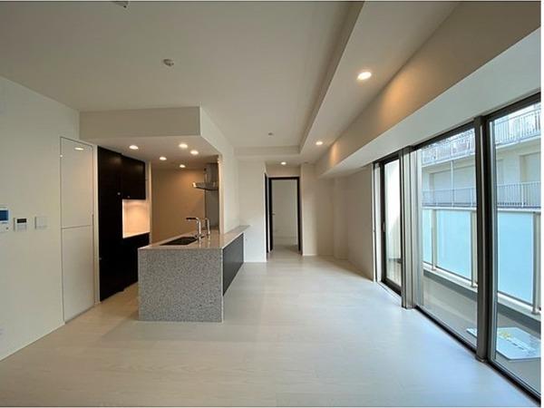 港区三田２丁目のマンション