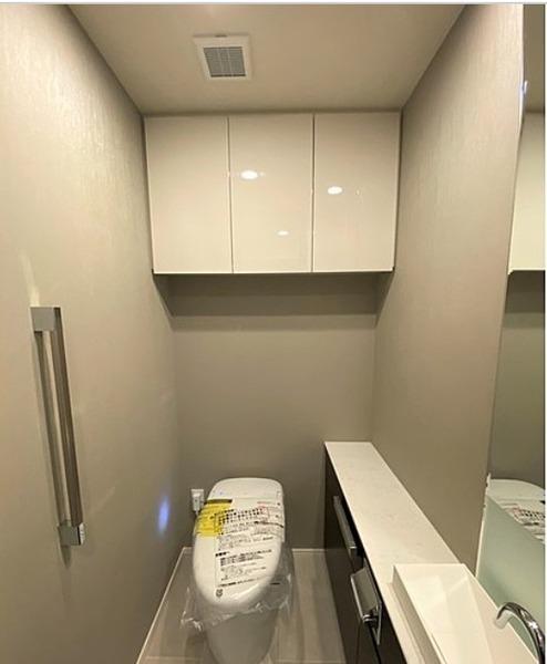 港区三田２丁目のマンション
