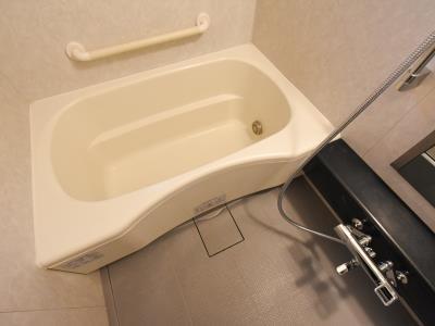 港区六本木２丁目のマンション