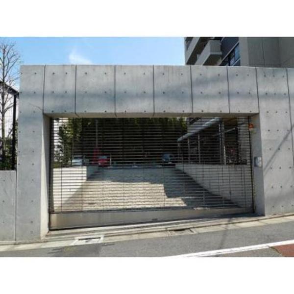 渋谷区富ヶ谷２丁目のマンション