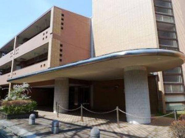 渋谷区富ヶ谷２丁目のマンション