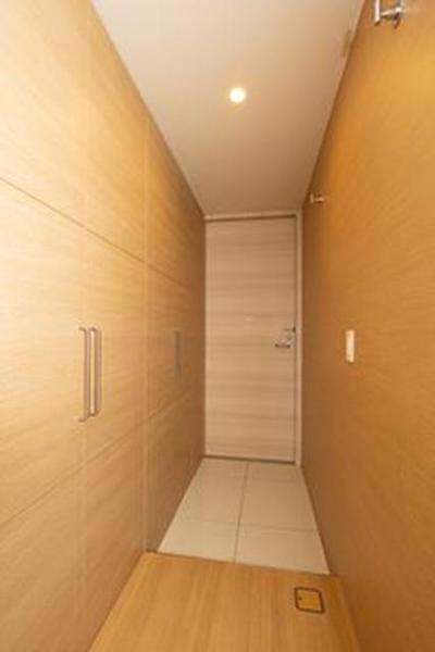 渋谷区代々木４丁目のマンション