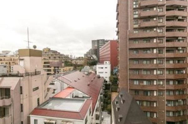 港区西麻布４丁目のマンション