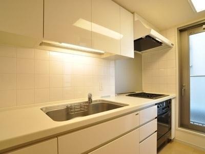 港区西麻布２丁目のマンション