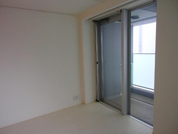 港区六本木７丁目のマンション