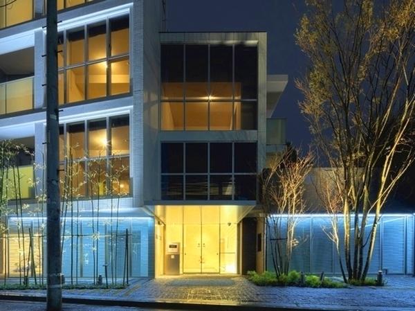港区六本木７丁目のマンション