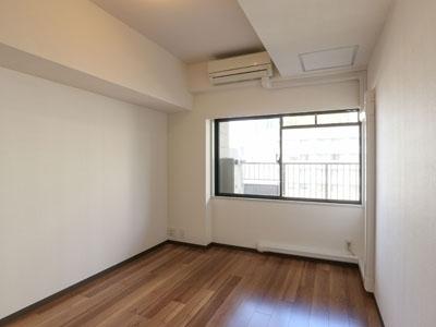港区六本木１丁目のマンション
