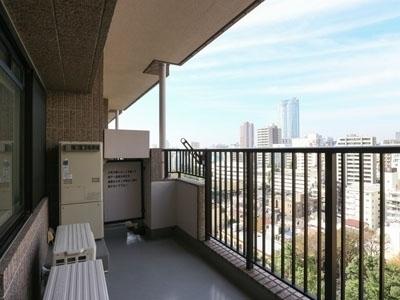 港区六本木１丁目のマンション