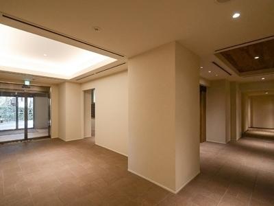港区六本木１丁目のマンション