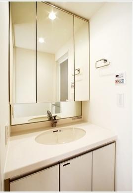 港区麻布台３丁目のマンション