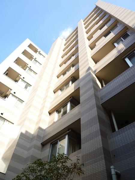 港区南青山６丁目のマンション