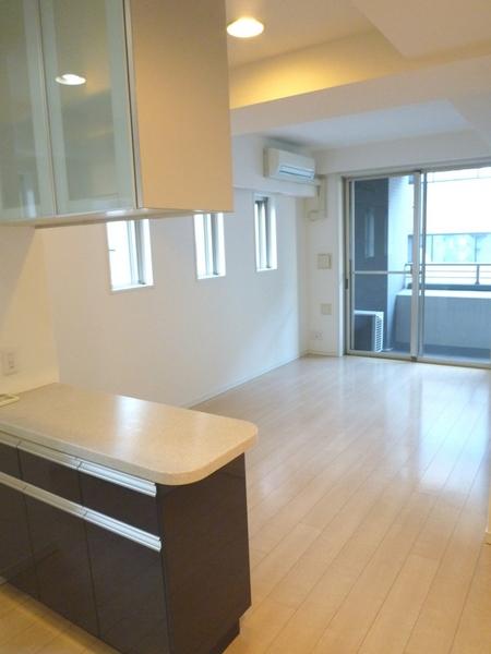 中央区日本橋箱崎町のマンション