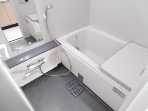 中央区新富２丁目のマンション