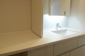 中央区銀座７丁目のマンション