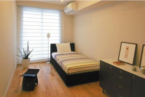 港区西麻布４丁目のマンション