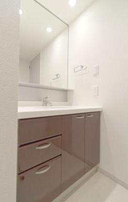 中央区日本橋蛎殻町１丁目のマンション