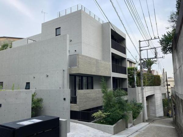 目黒区青葉台３丁目のマンション