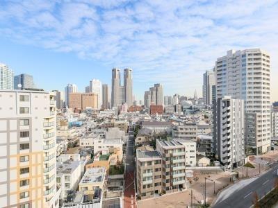 渋谷区本町３丁目のマンション