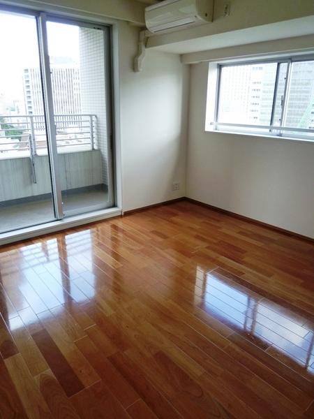 港区赤坂６丁目のマンション