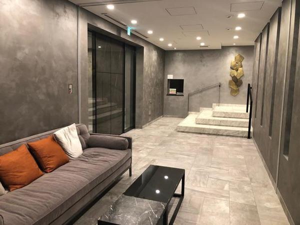 新宿区筑土八幡町のマンション