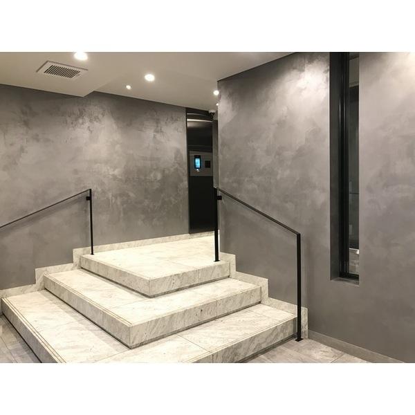 新宿区筑土八幡町のマンション