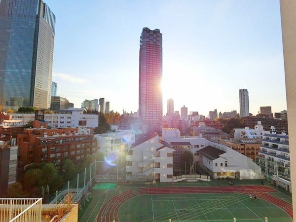 港区赤坂７丁目のマンション