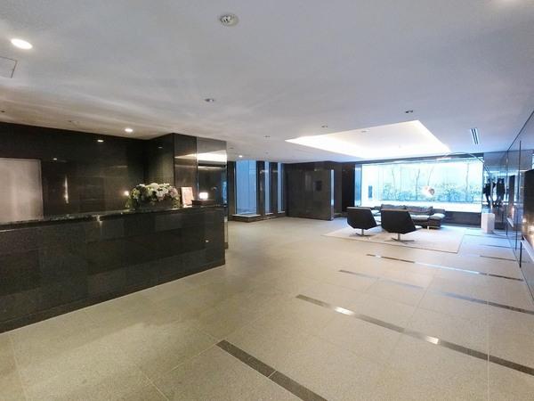 港区赤坂７丁目のマンション