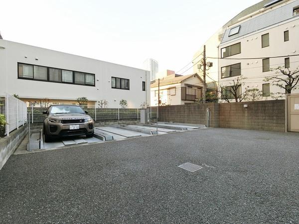 港区赤坂７丁目のマンション