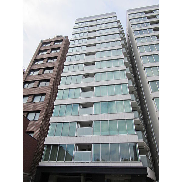 新宿区市谷田町２丁目のマンション