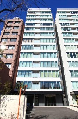 新宿区市谷田町２丁目のマンション