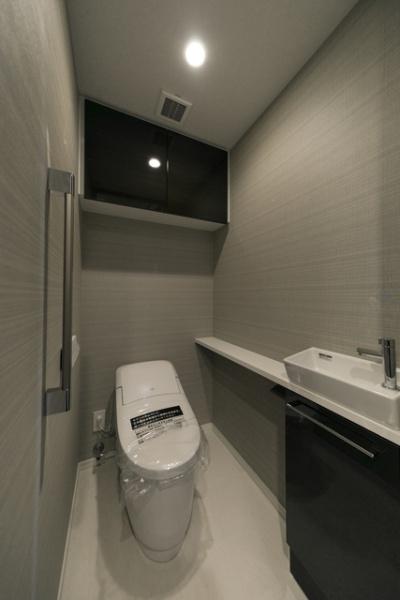 中央区新川２丁目のマンション