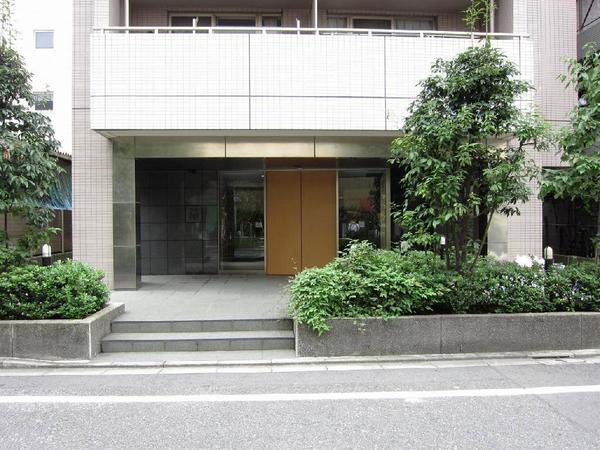 新宿区岩戸町のマンション