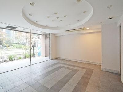 港区三田１丁目のマンション