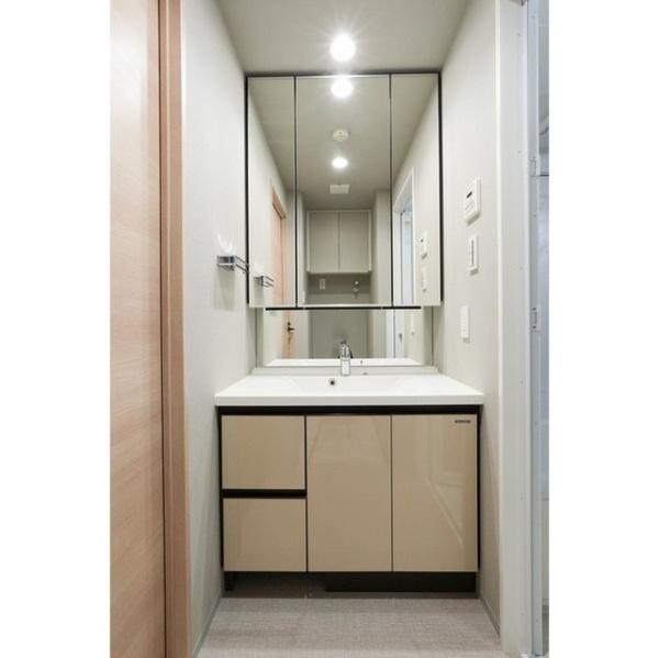 目黒区青葉台４丁目のマンション